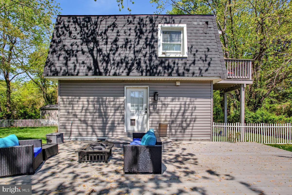 SNUG HARBOR - Residential