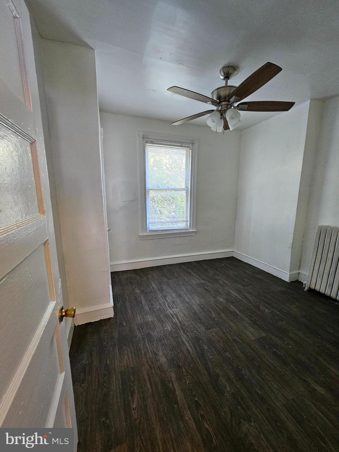 HUNTING PARK - Residential Lease