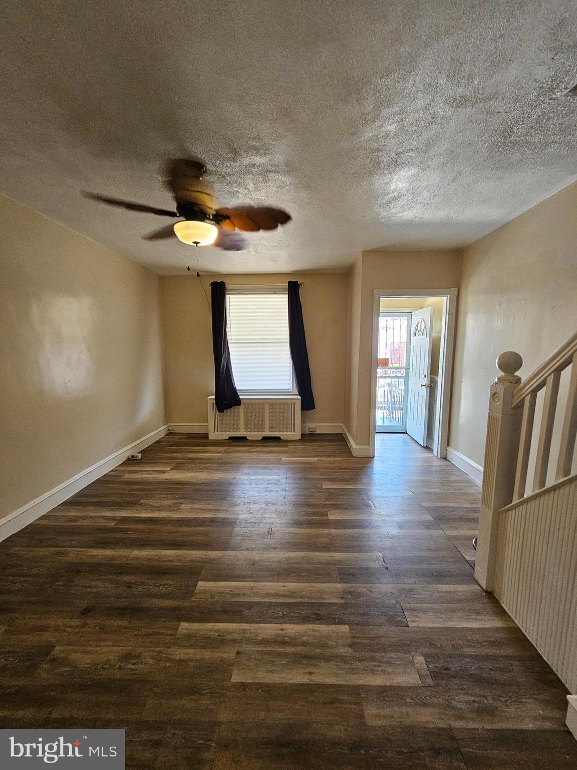 HUNTING PARK - Residential Lease