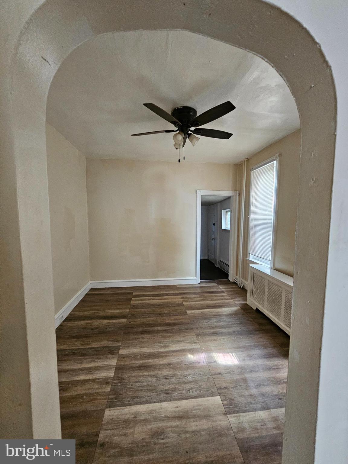 HUNTING PARK - Residential Lease