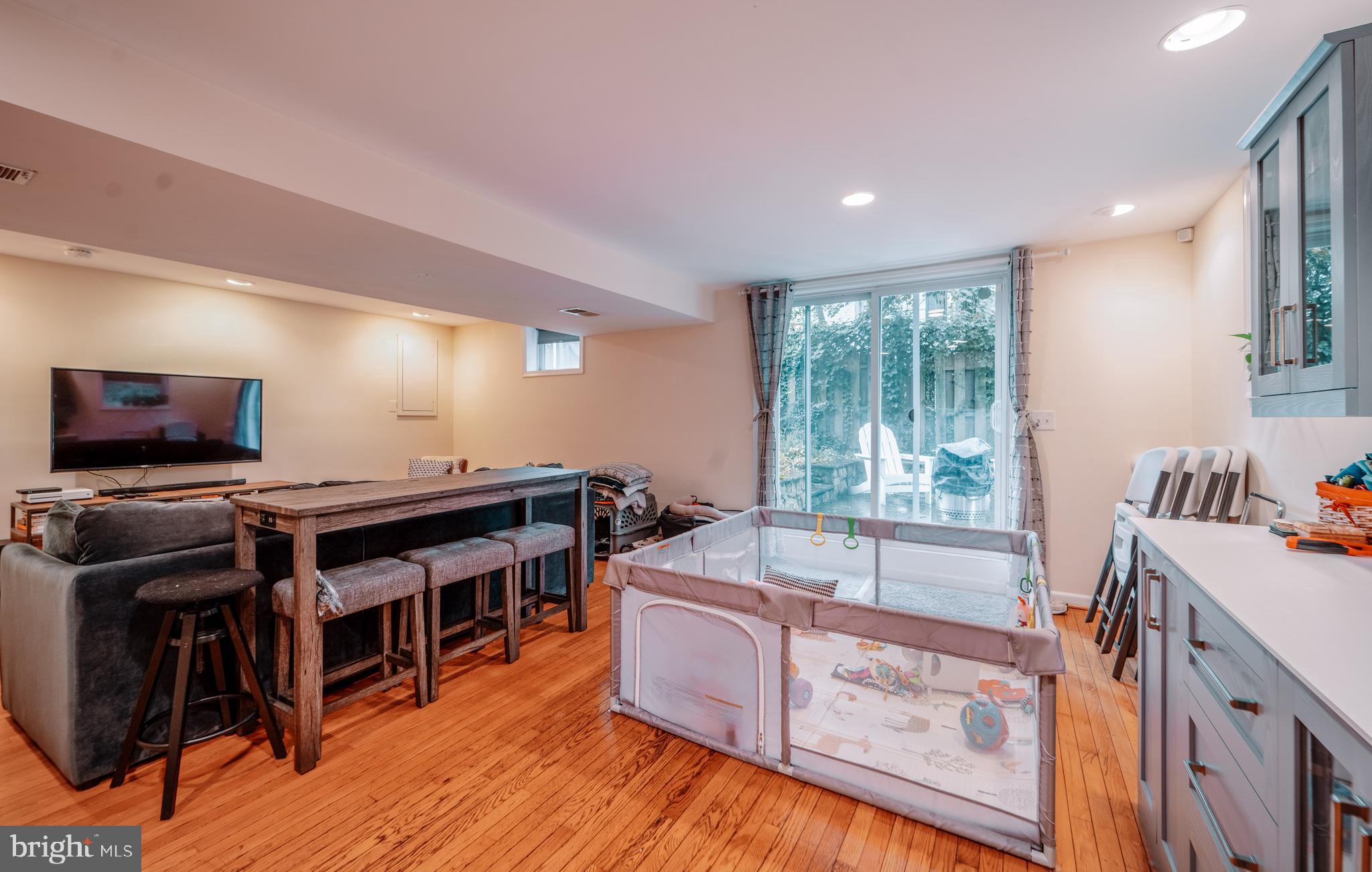 CITY PARK HOMES - Residential Lease