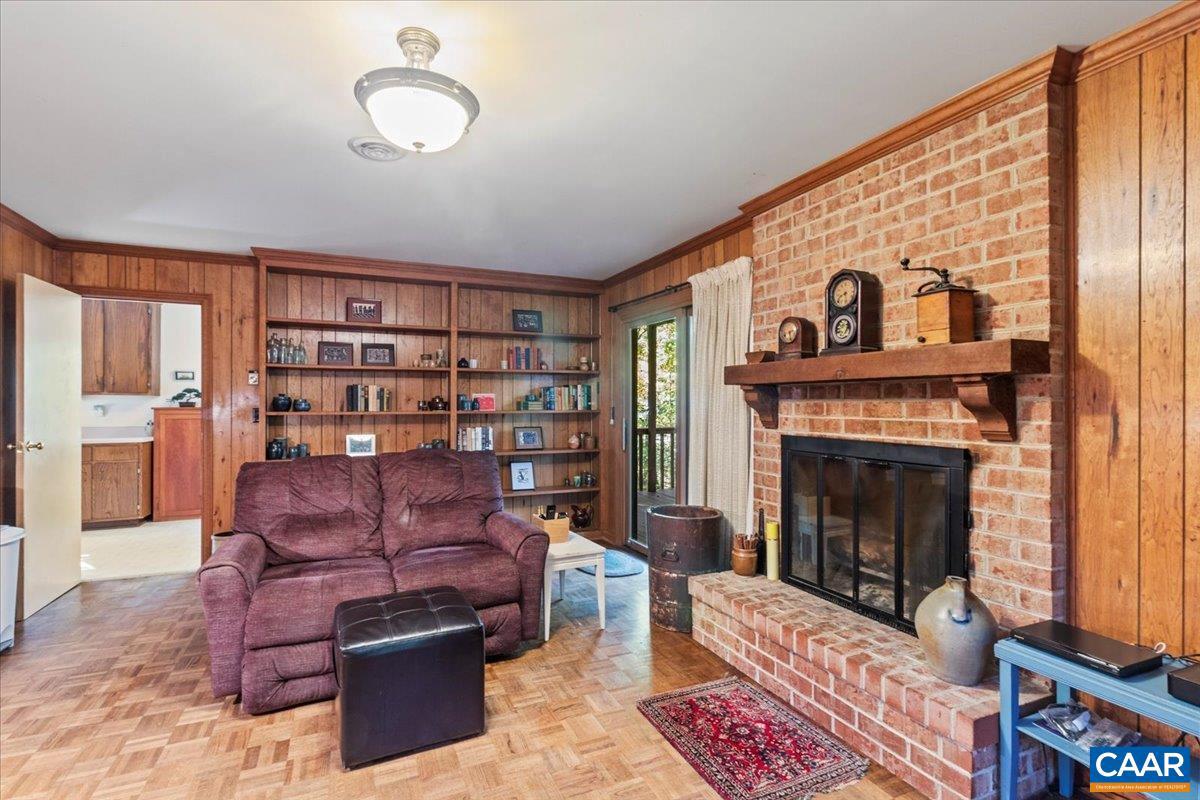 CANTERBURY HILLS - Residential