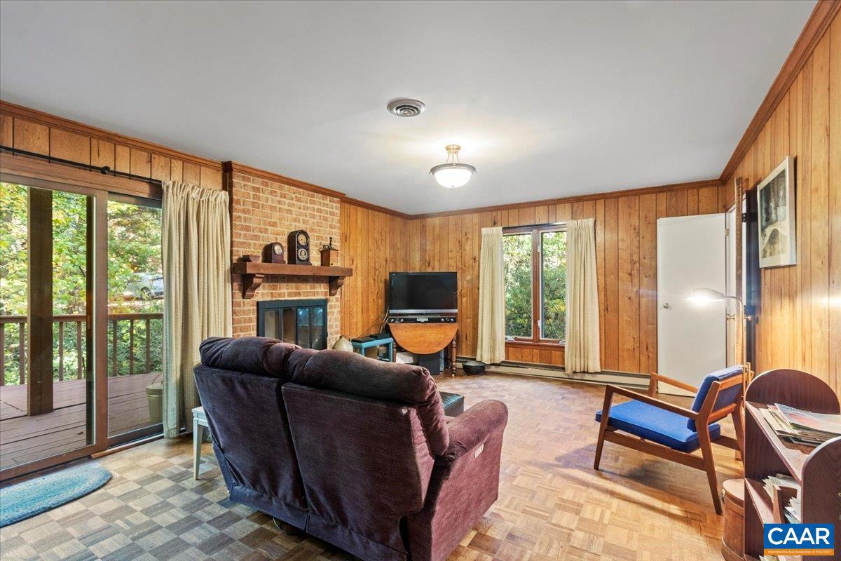 CANTERBURY HILLS - Residential