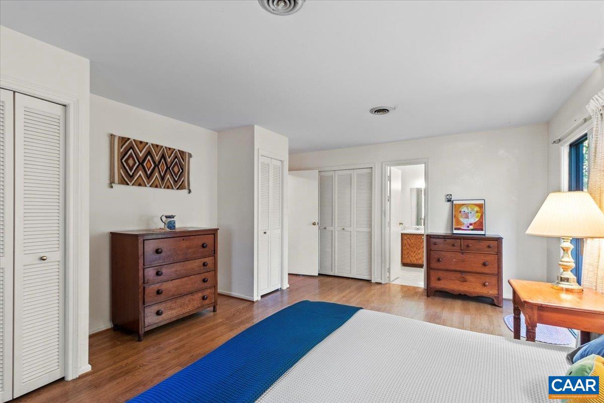 CANTERBURY HILLS - Residential