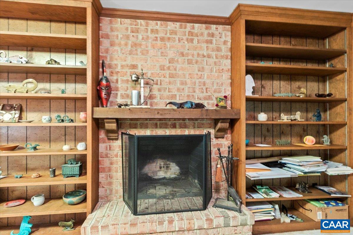 CANTERBURY HILLS - Residential