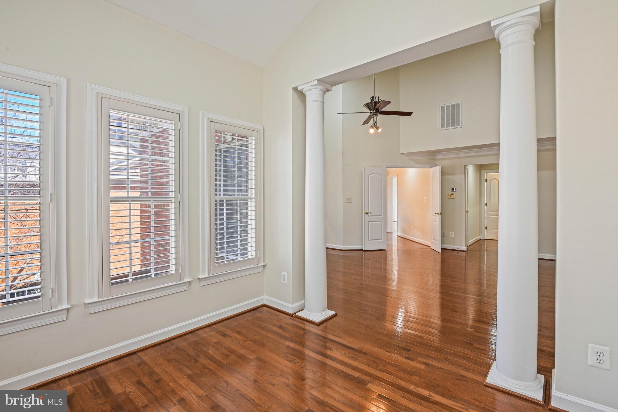 MCLEAN PLACE - Residential