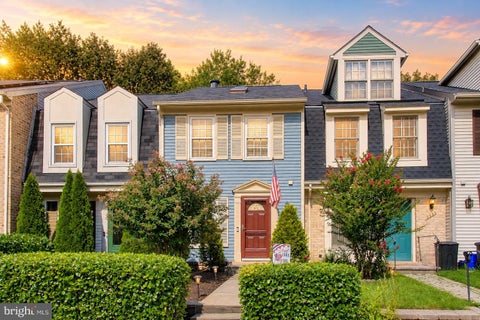 Townhouse For Sale - 9507 Dunbrook Court<br/> MONTGOMERY VILLAGE, MD 20886