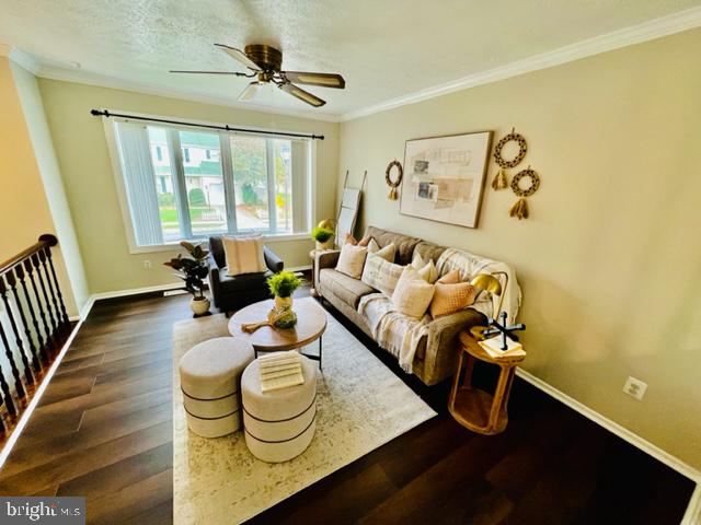 LINTHICUM HILLS - Residential