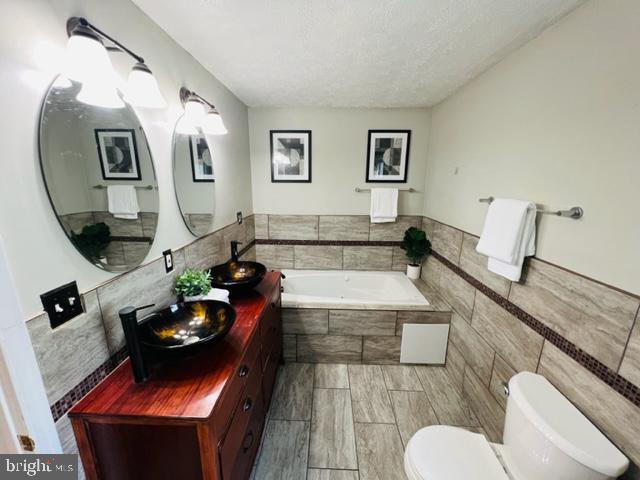 LINTHICUM HILLS - Residential