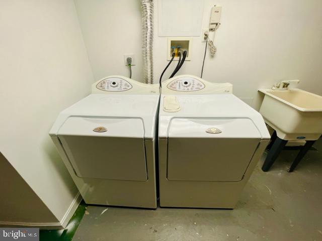 LINTHICUM HILLS - Residential