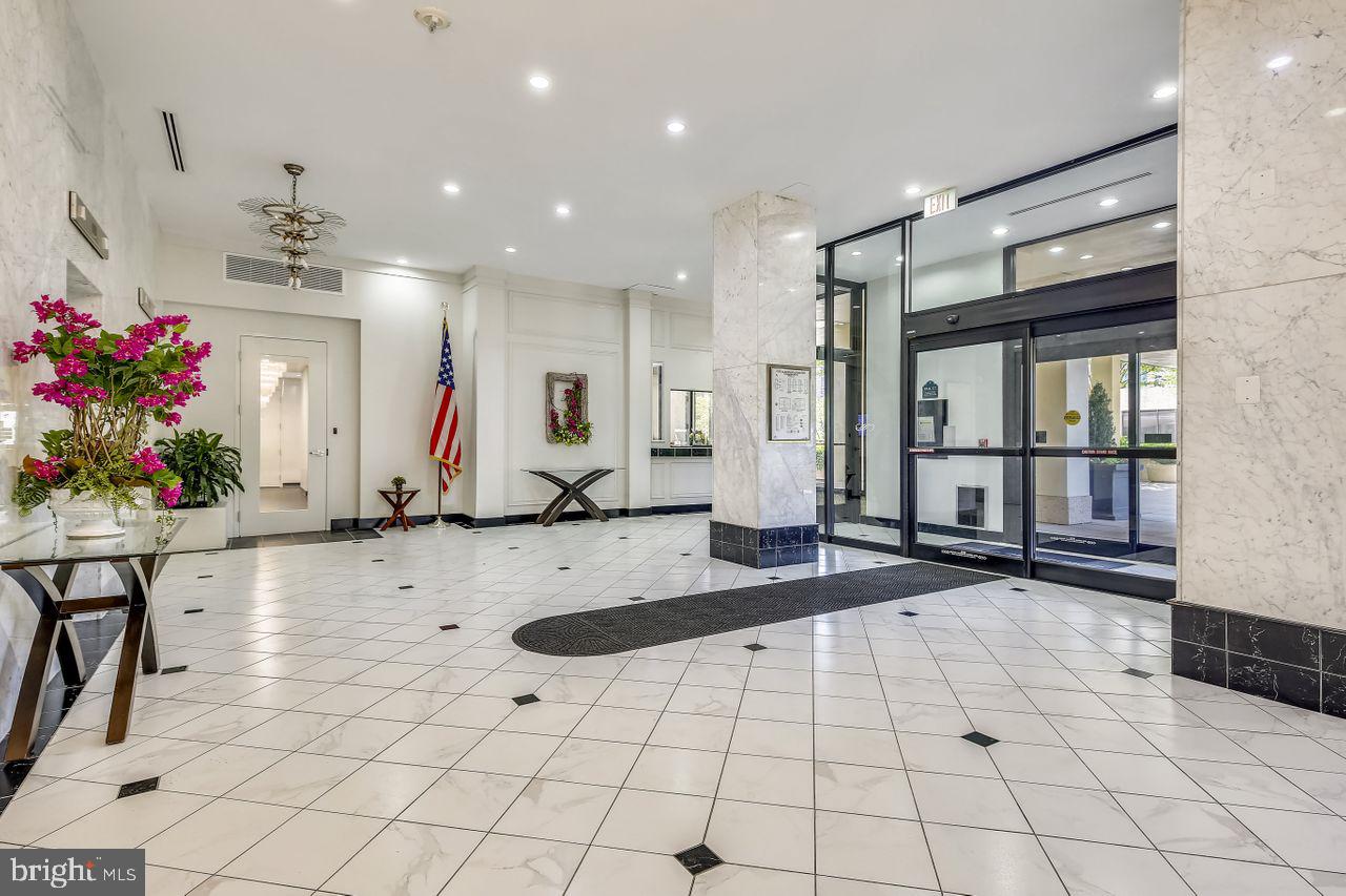 ALEXANDRIA HOUSE - Residential