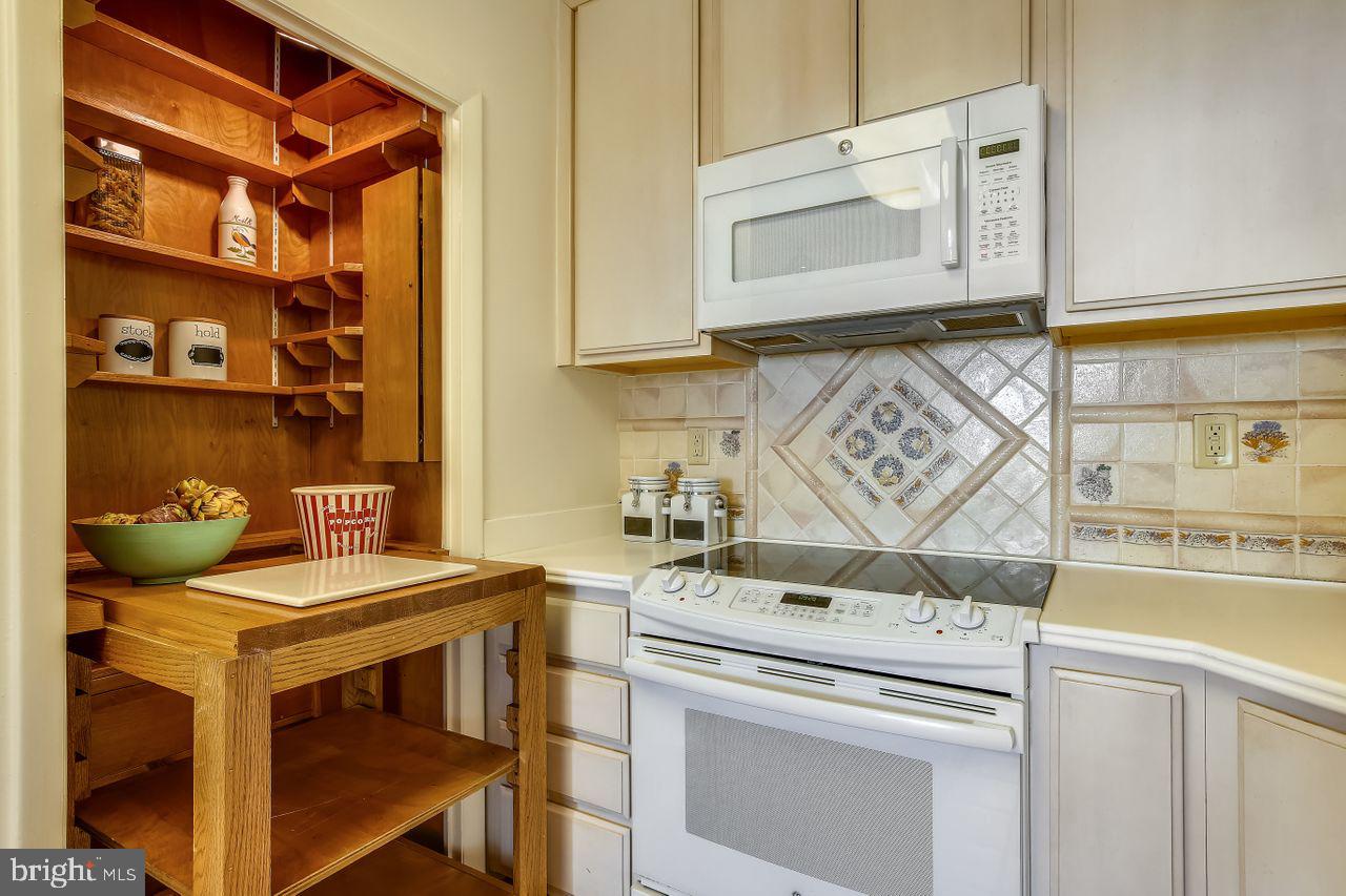 ALEXANDRIA HOUSE - Residential