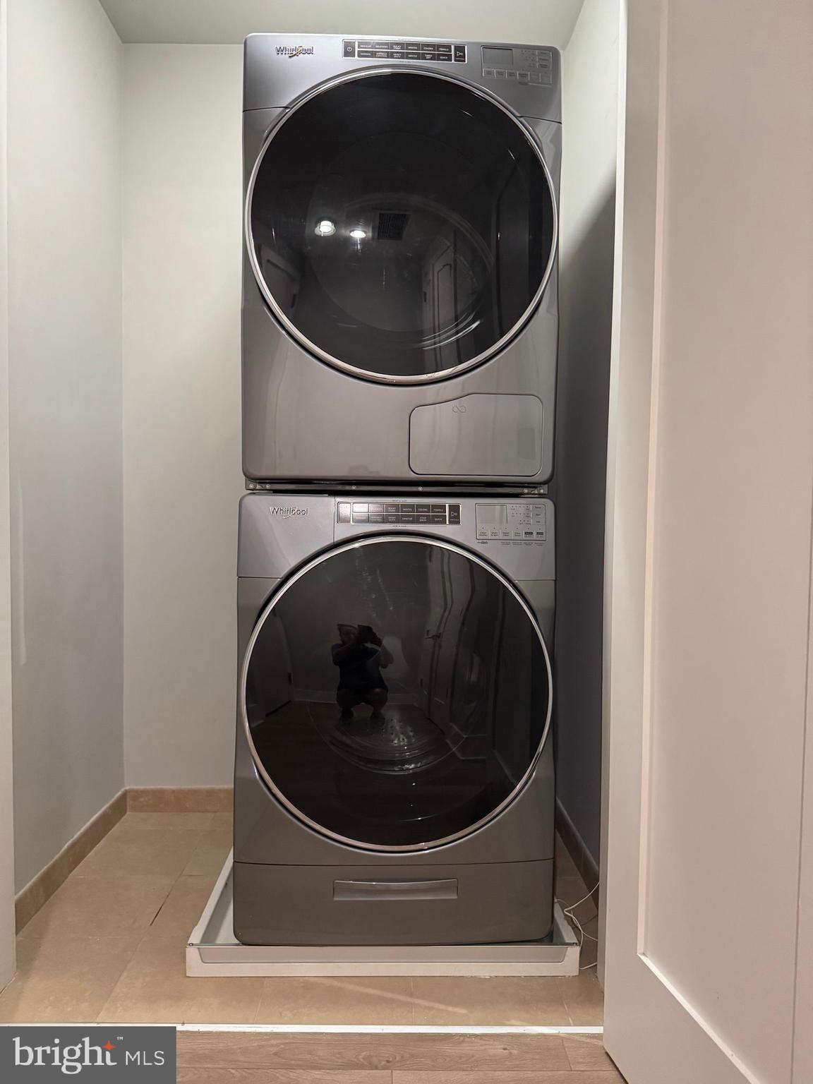88 V STREET SW 209