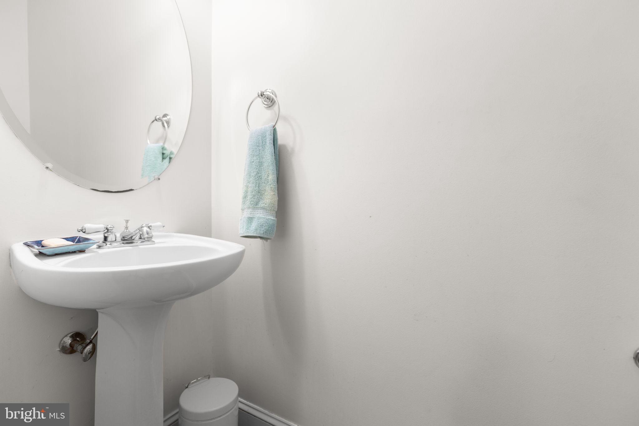 THE HILLS AT SNOWDEN - Residential