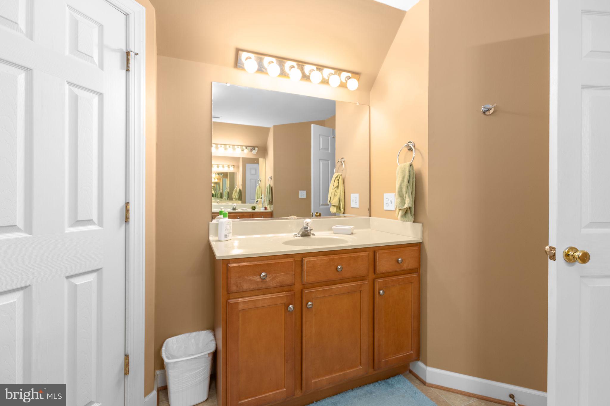 THE HILLS AT SNOWDEN - Residential