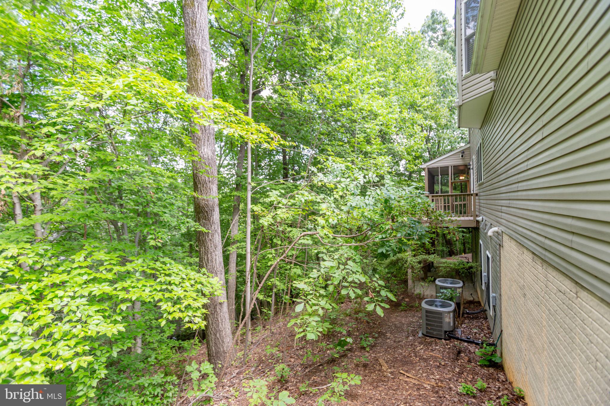 THE HILLS AT SNOWDEN - Residential