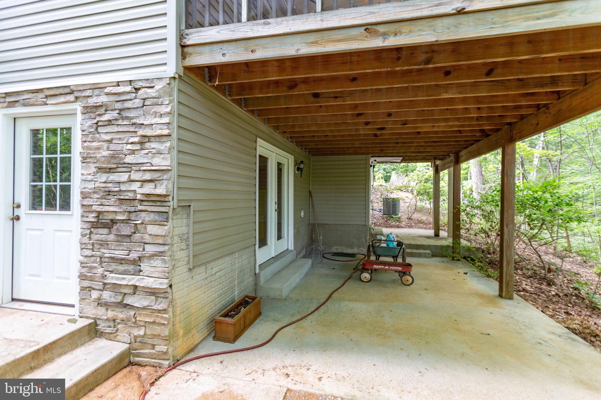 THE HILLS AT SNOWDEN - Residential