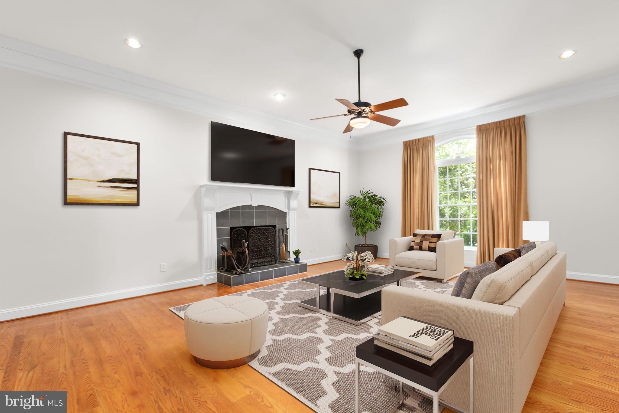 THE HILLS AT SNOWDEN - Residential