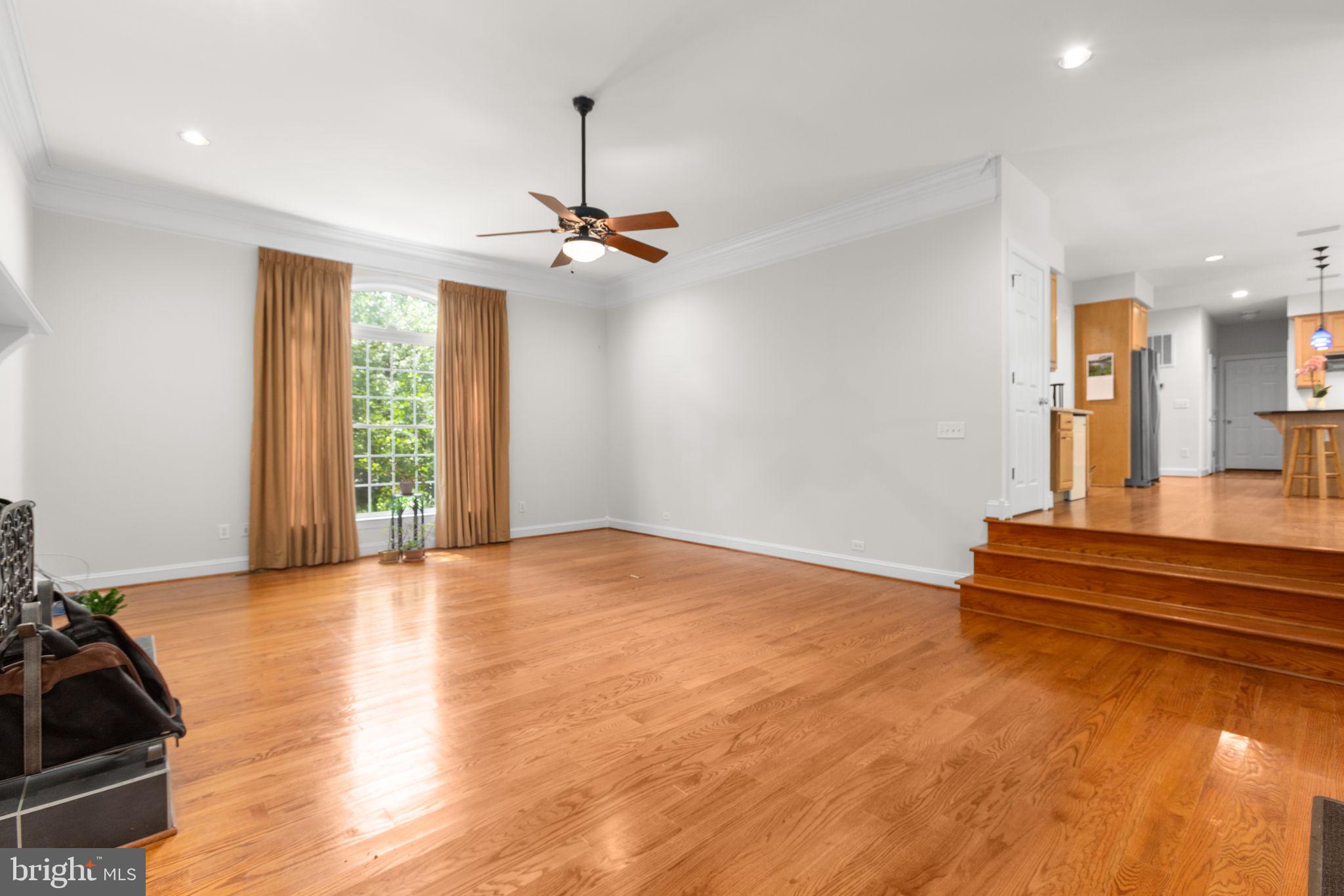 THE HILLS AT SNOWDEN - Residential