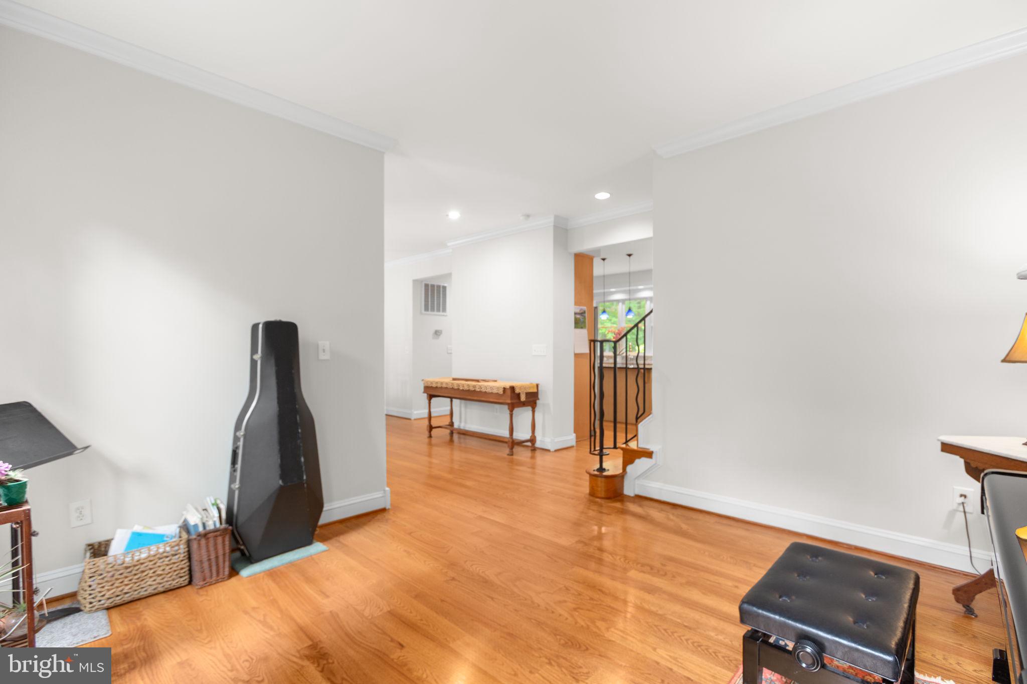 THE HILLS AT SNOWDEN - Residential