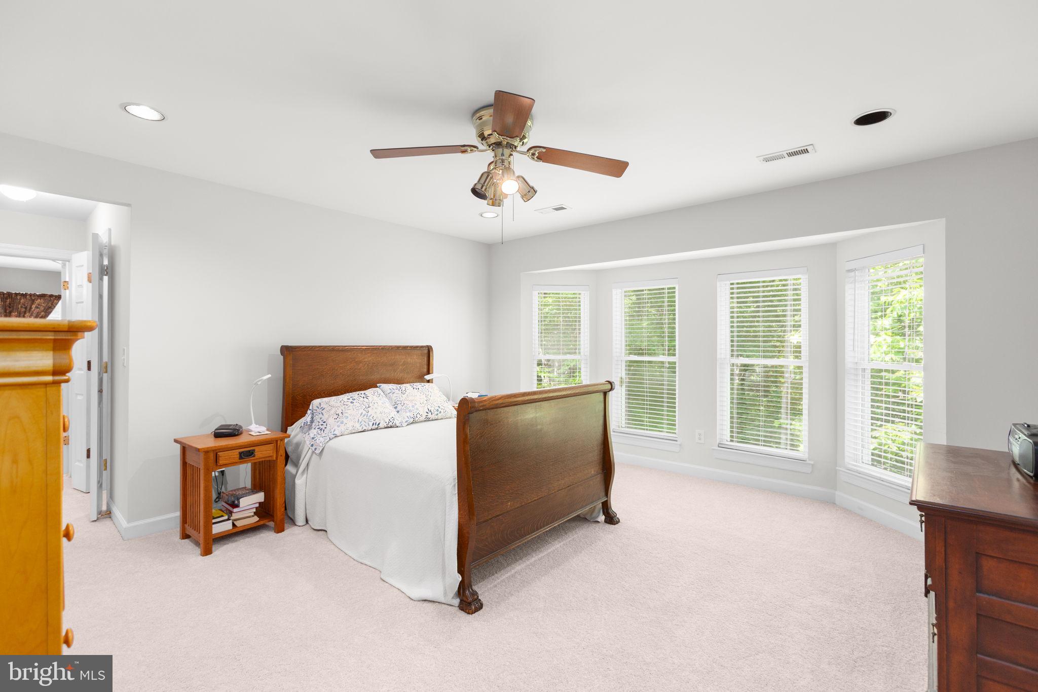 THE HILLS AT SNOWDEN - Residential