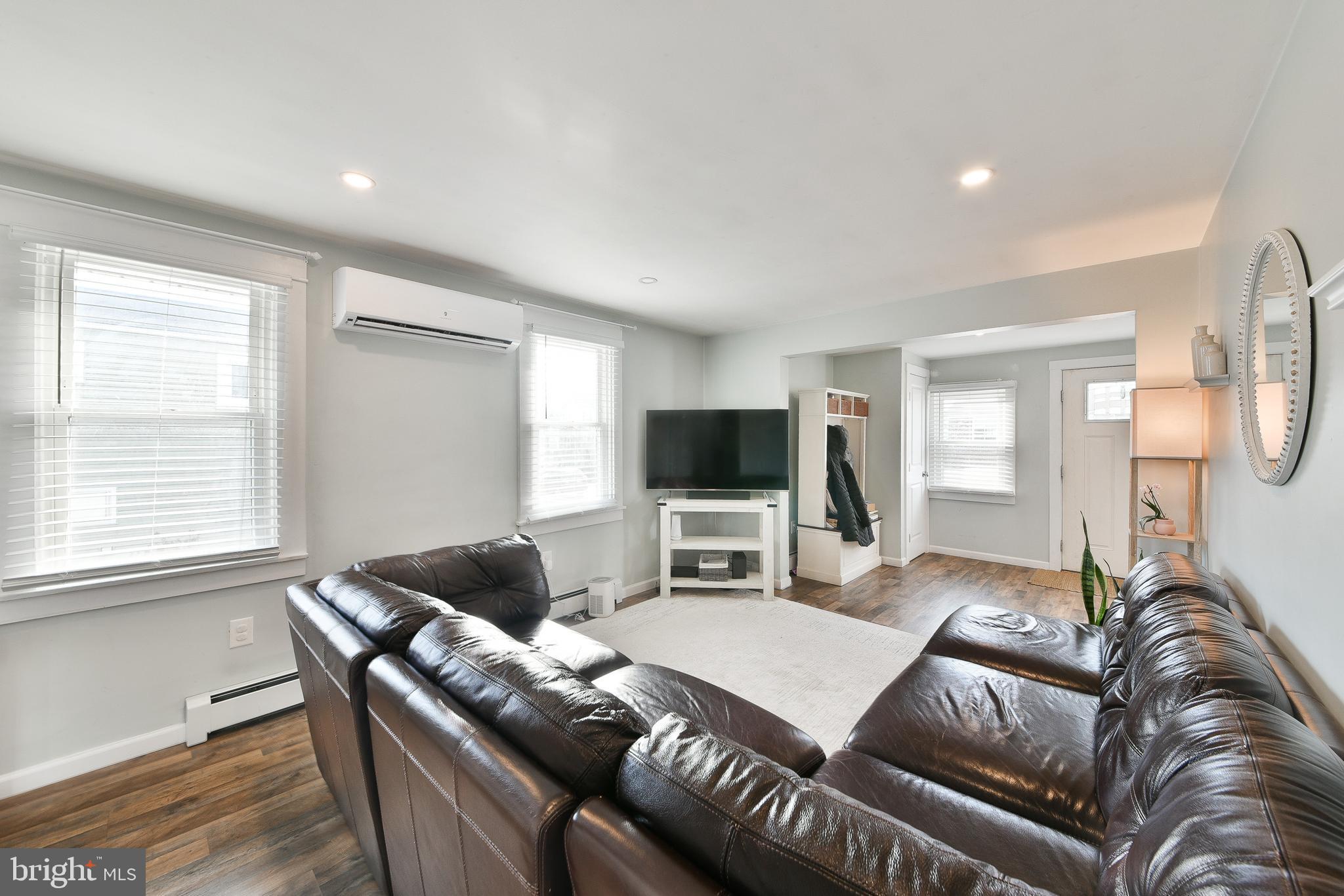 GLENSIDE - Residential