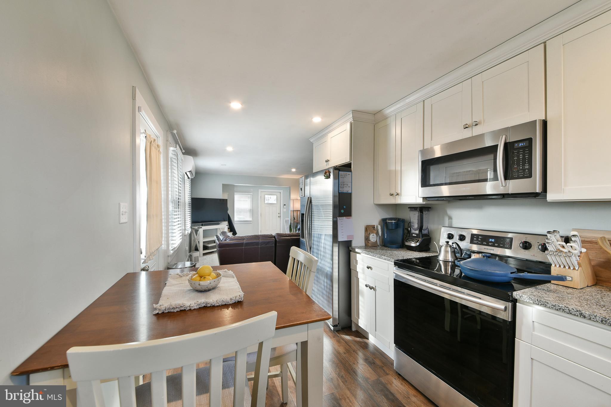 GLENSIDE - Residential