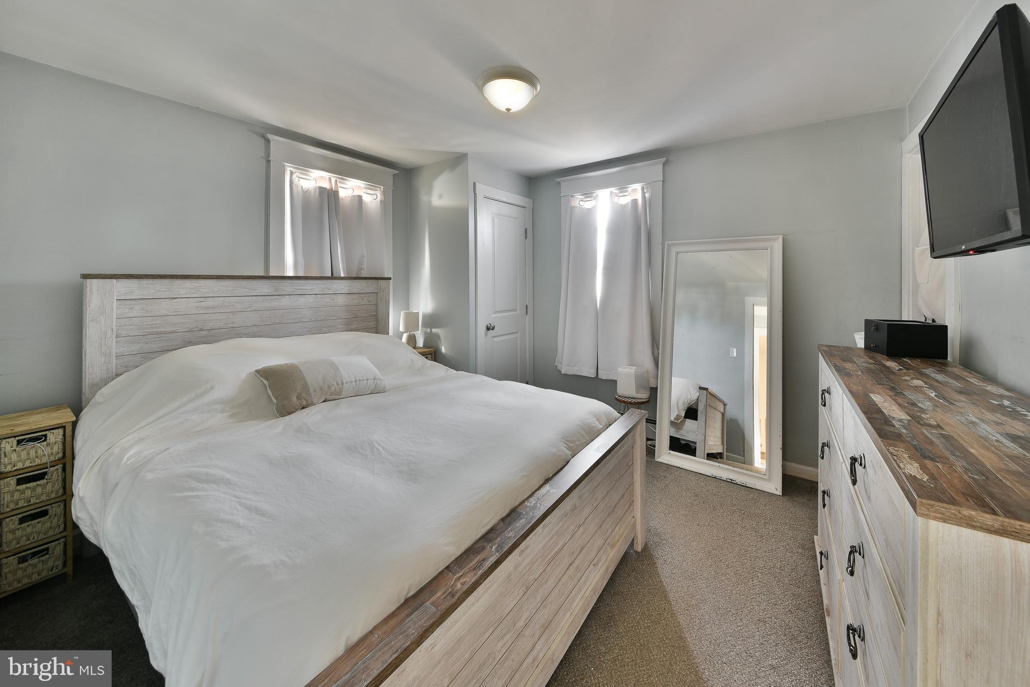 GLENSIDE - Residential