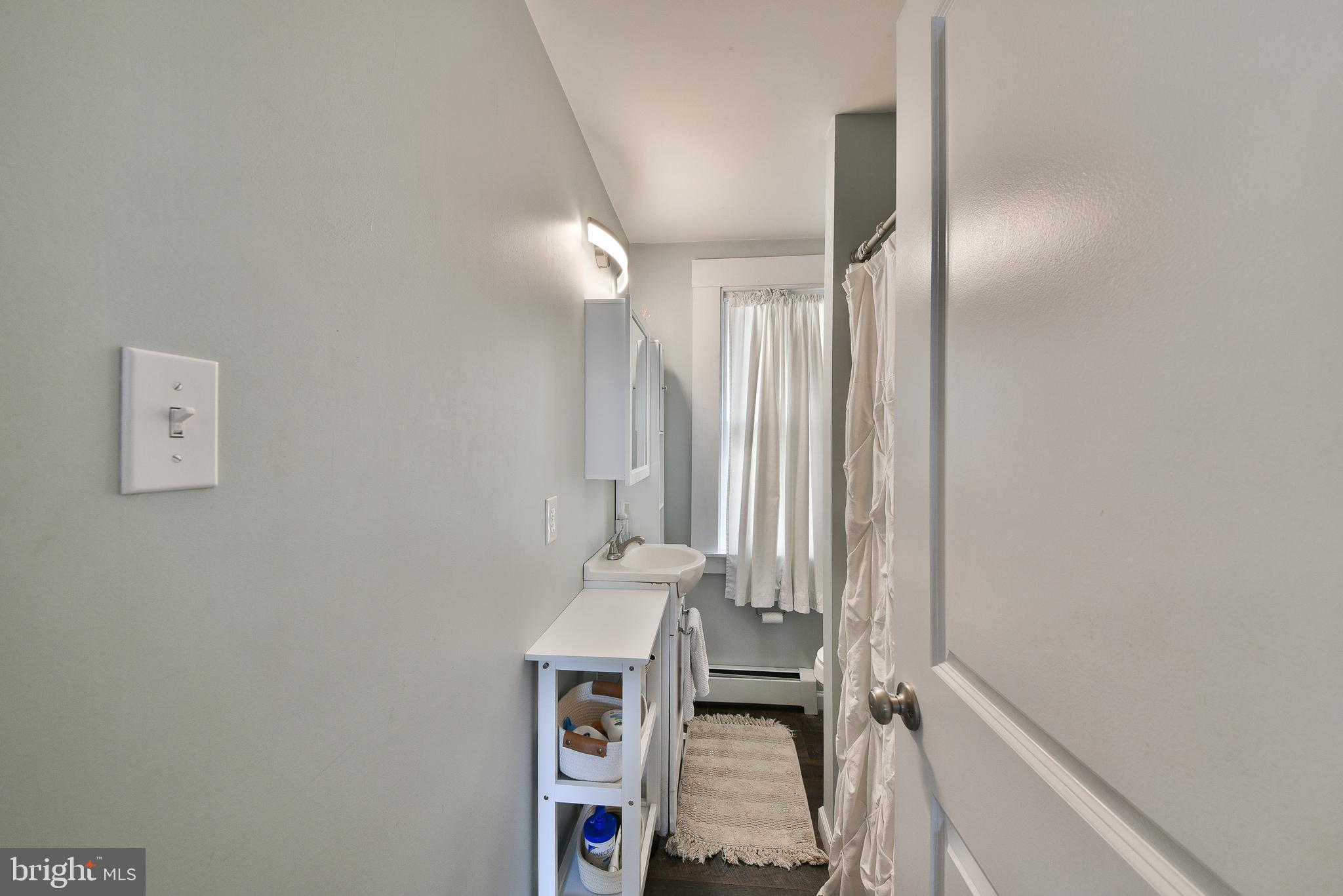 GLENSIDE - Residential