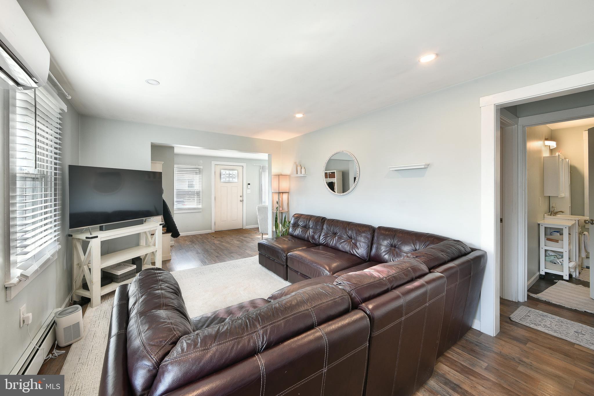 GLENSIDE - Residential