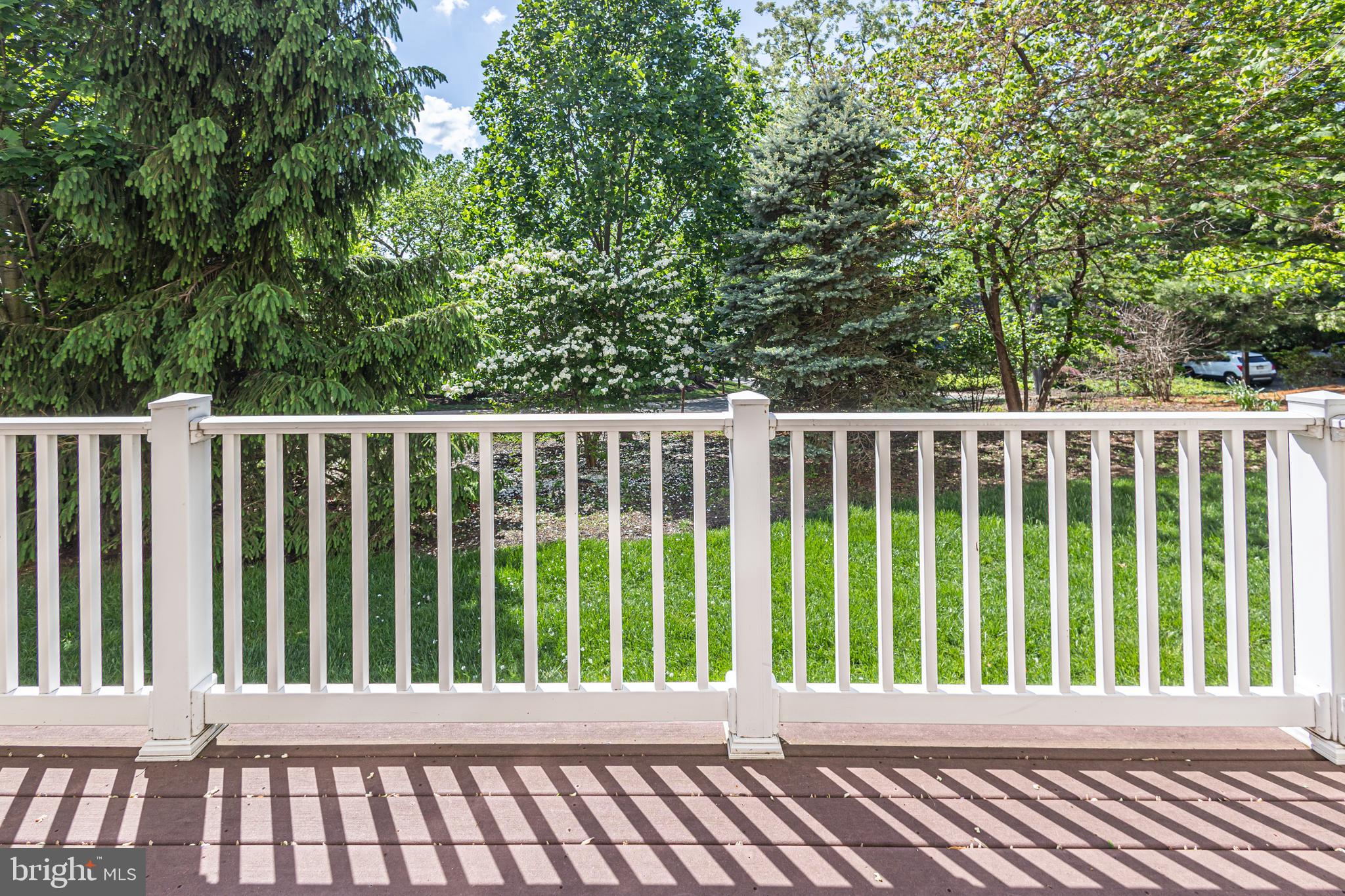 BREYER COURT - Residential