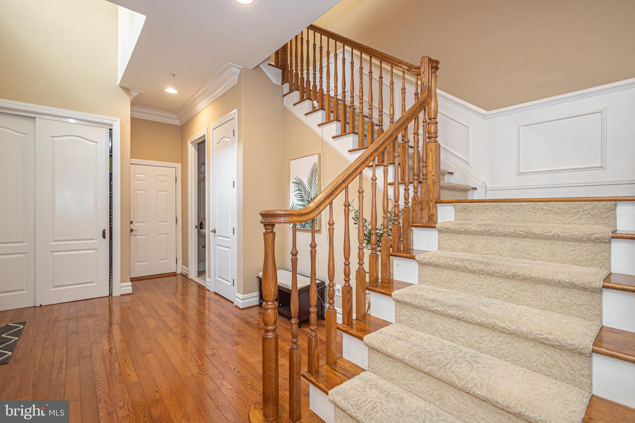 BREYER COURT - Residential