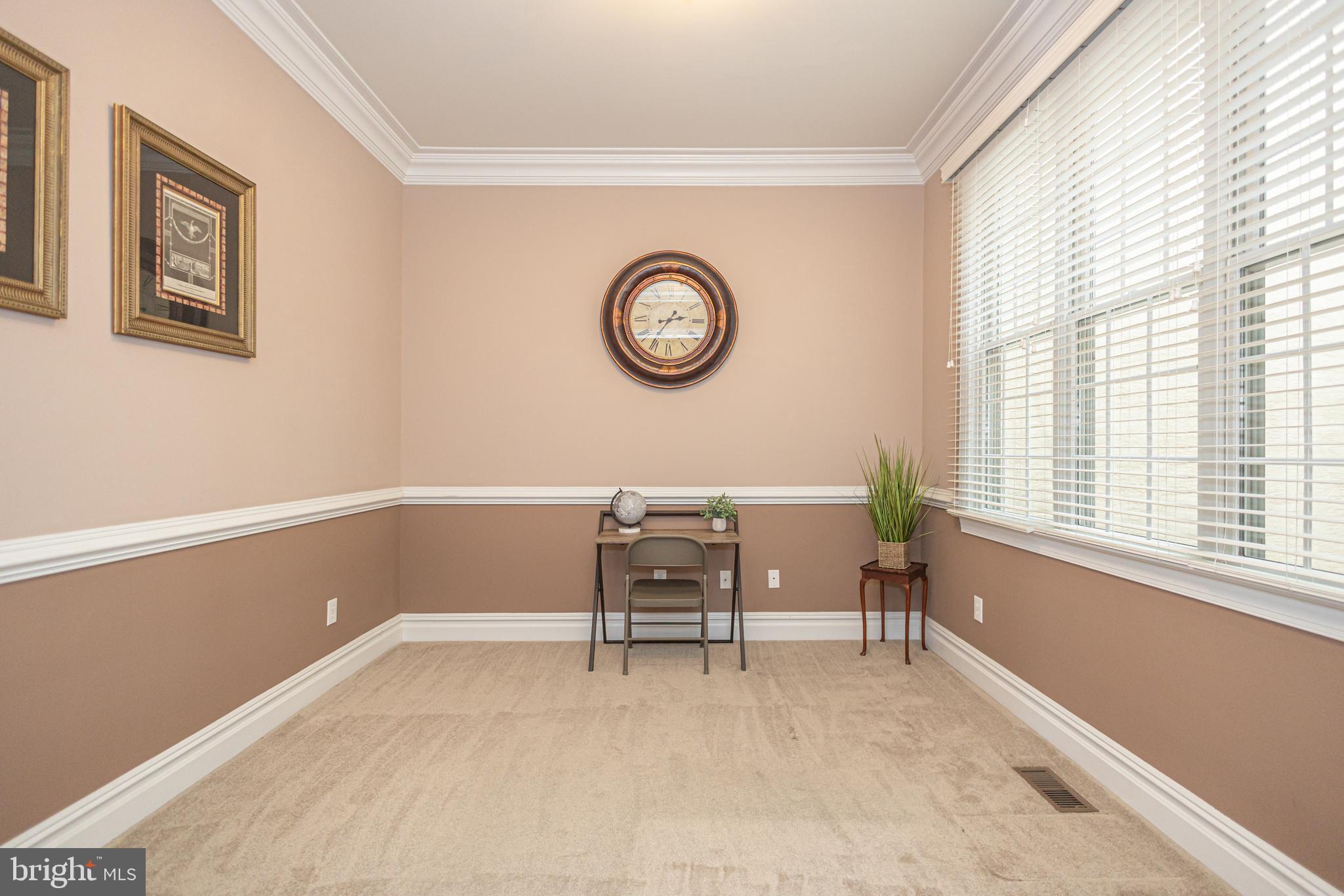BREYER COURT - Residential