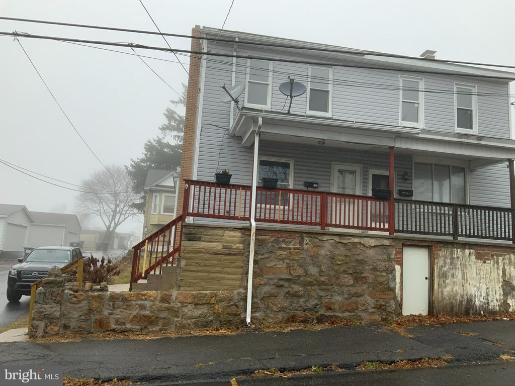 Photo of 123 E Spring Street, FRACKVILLE, PA 17931 (MLS # PASK2025130)