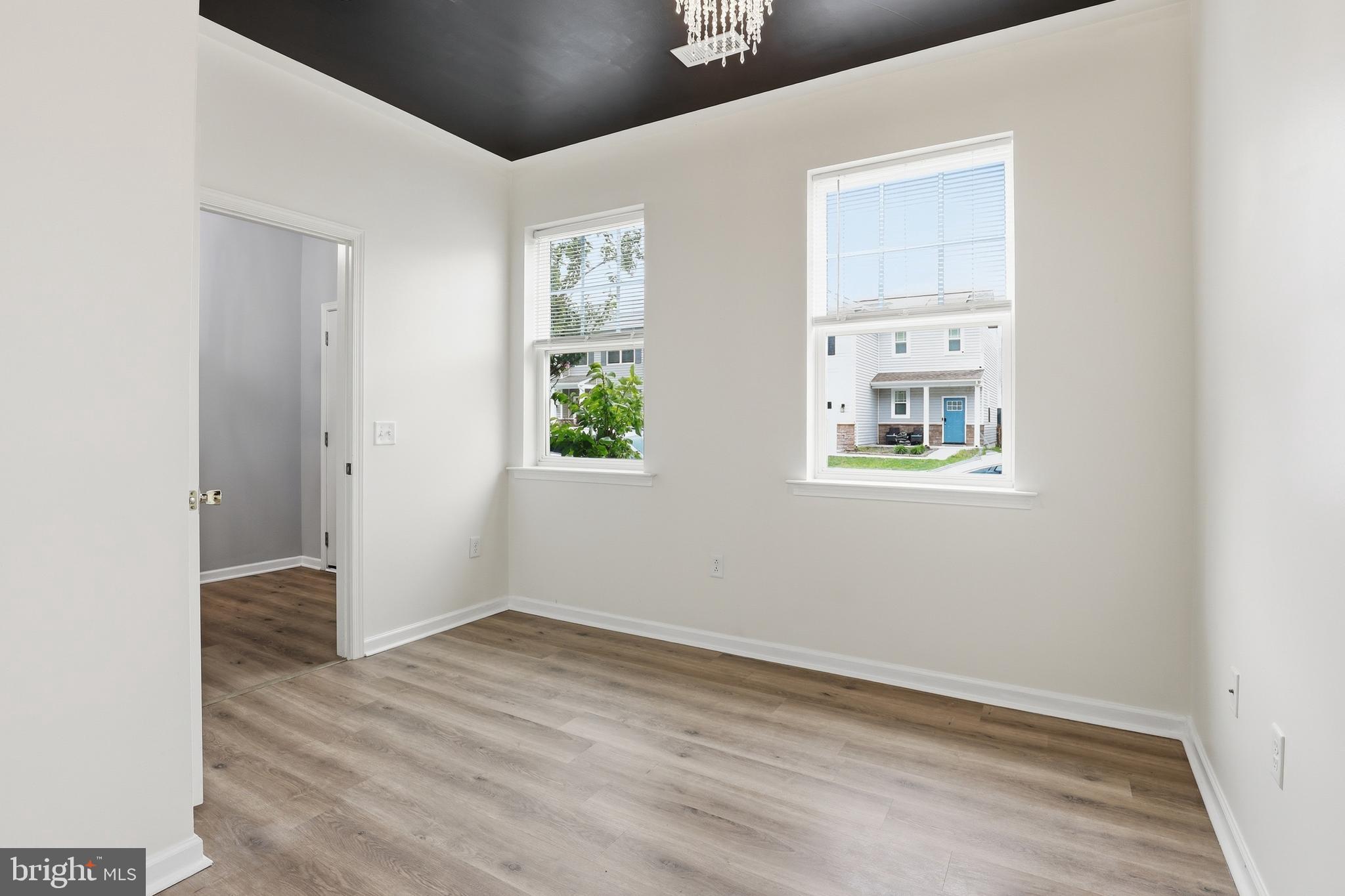 TIDBURY CROSSING - Residential