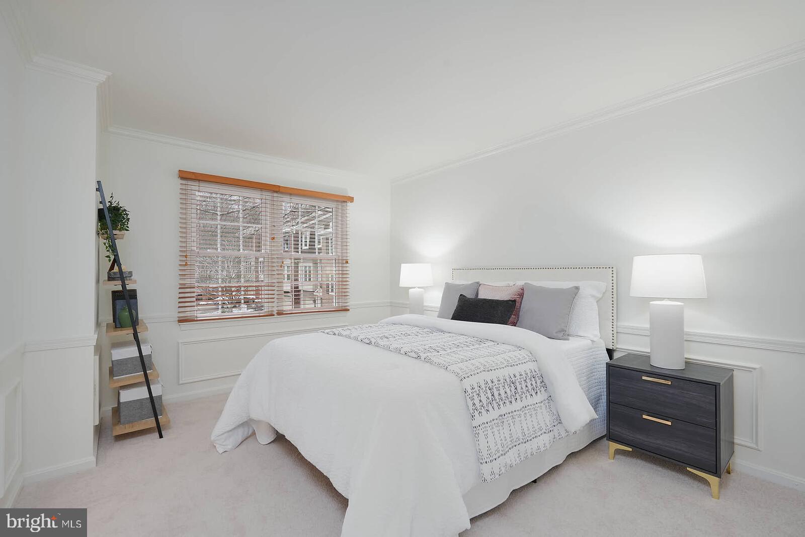 COLONIAL HEIGHTS - Residential