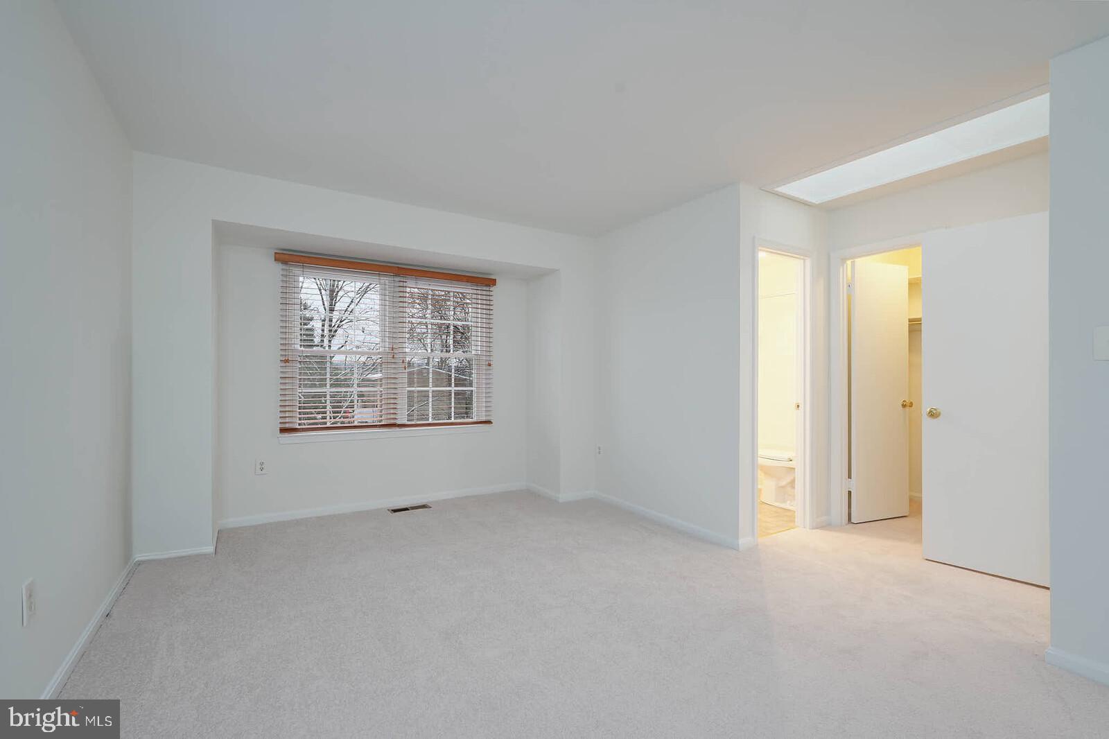 COLONIAL HEIGHTS - Residential