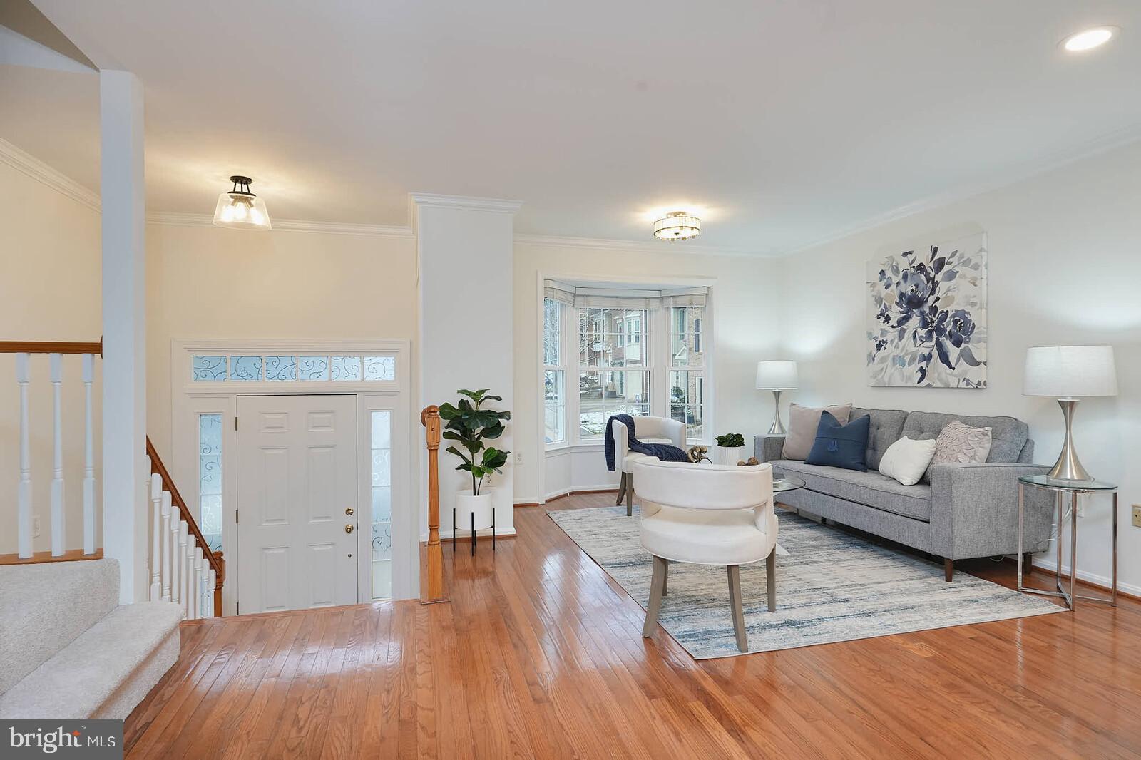 COLONIAL HEIGHTS - Residential