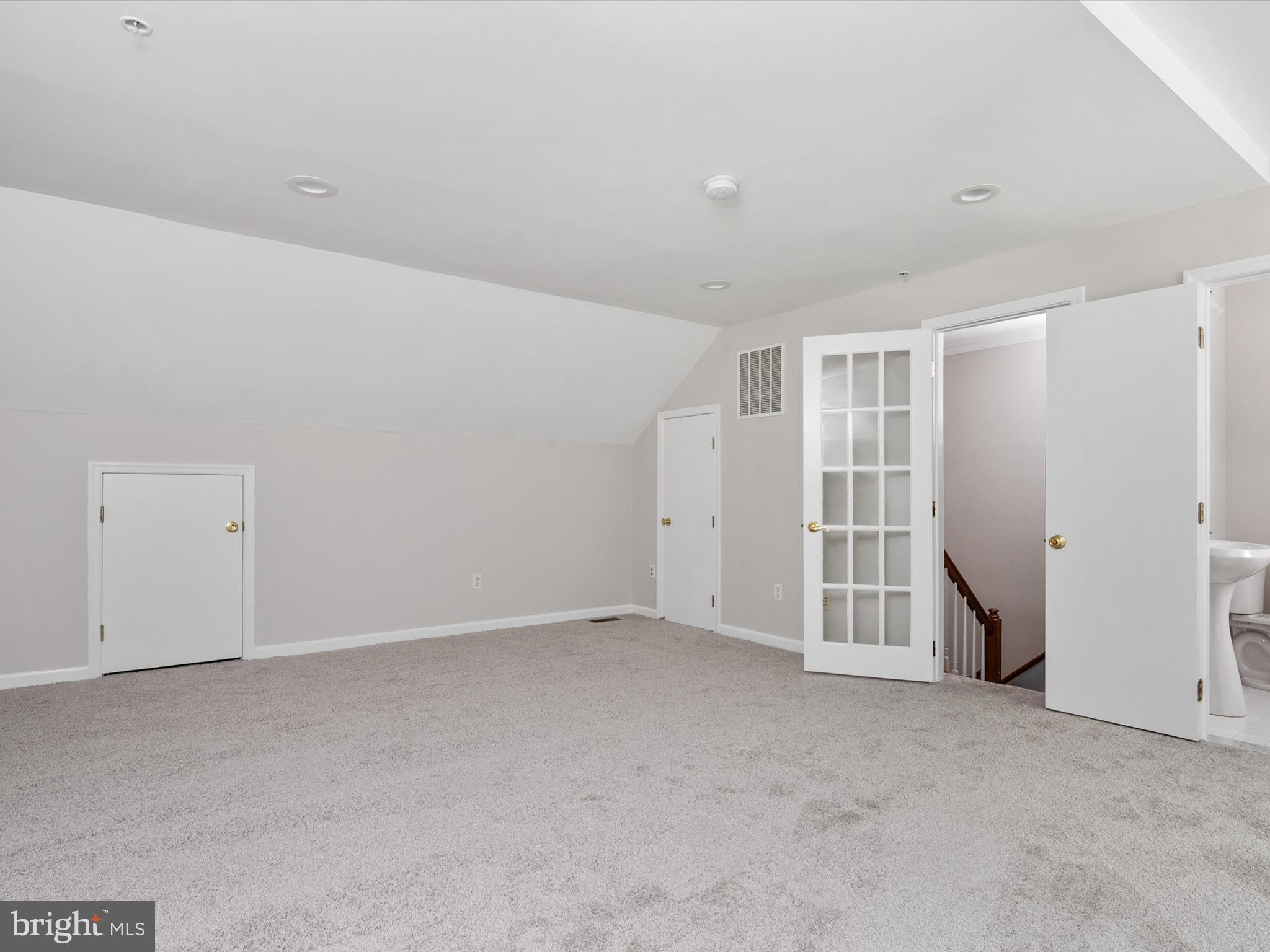 WOODS LANDING - Residential