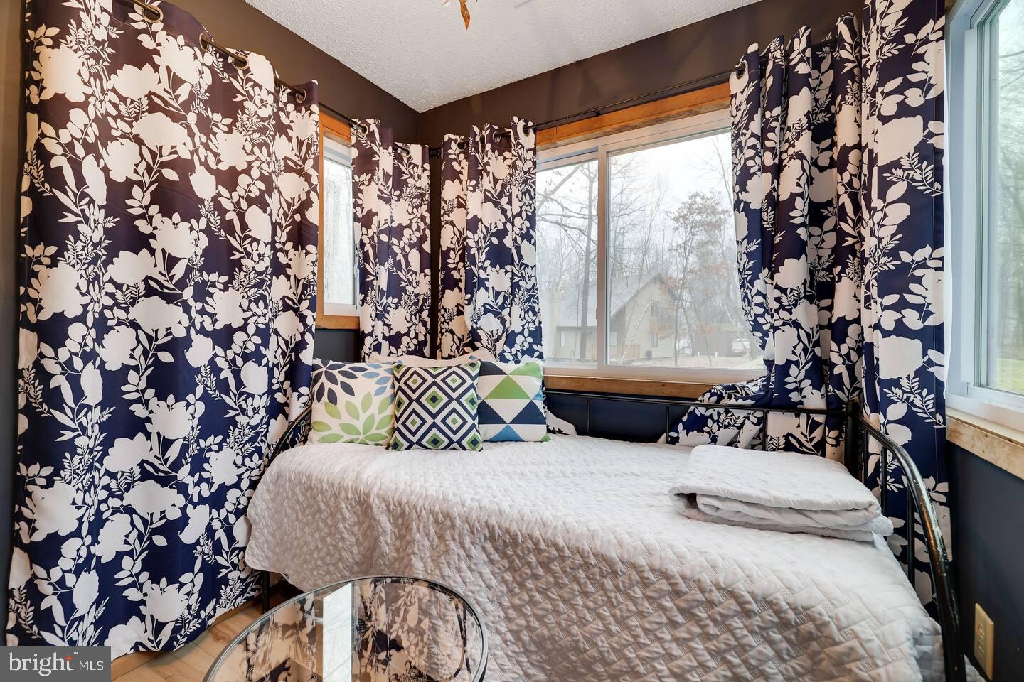 TOWAMESING TRAILS - Residential