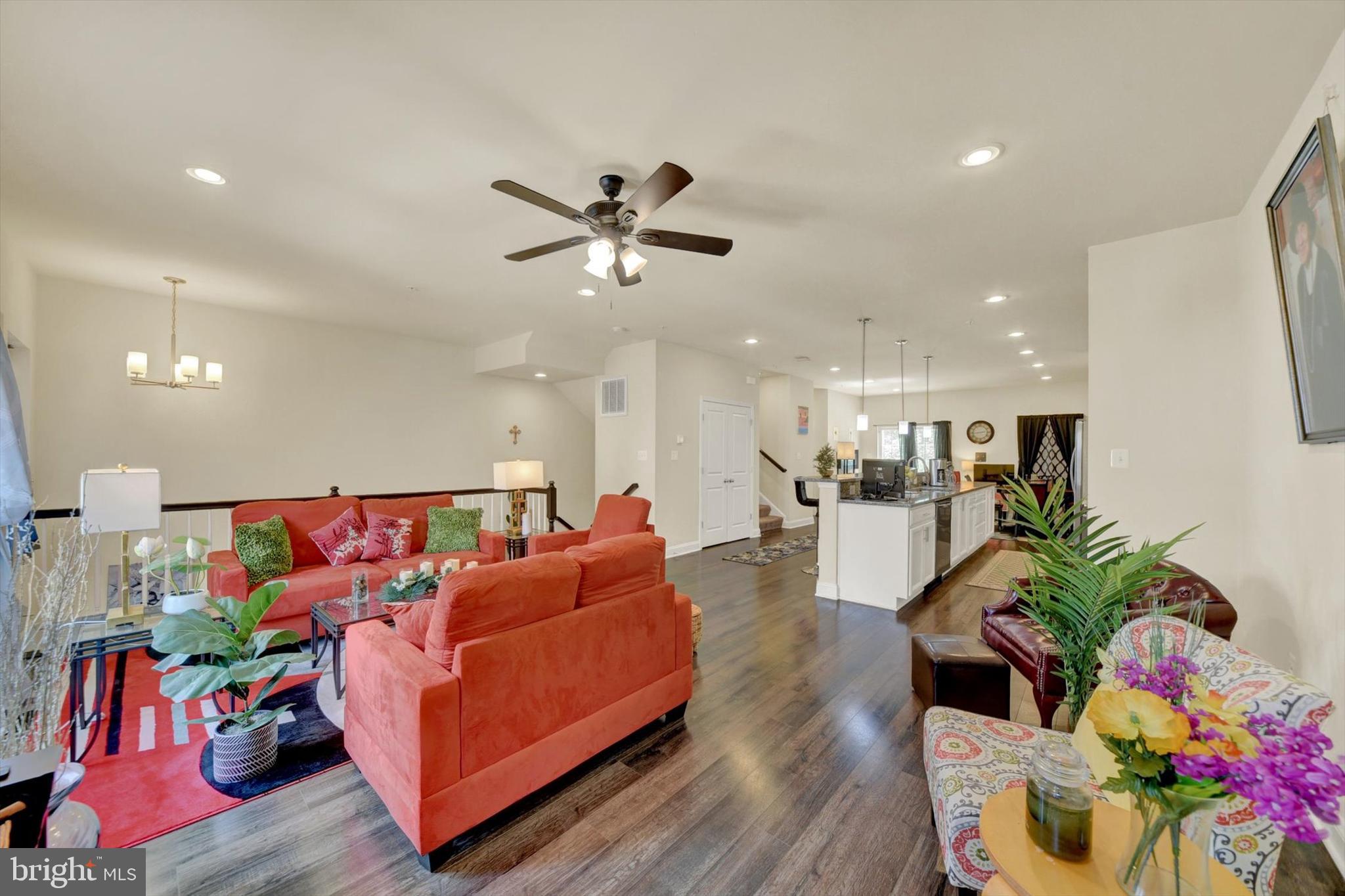 8346 DAYDREAM CRESCENT