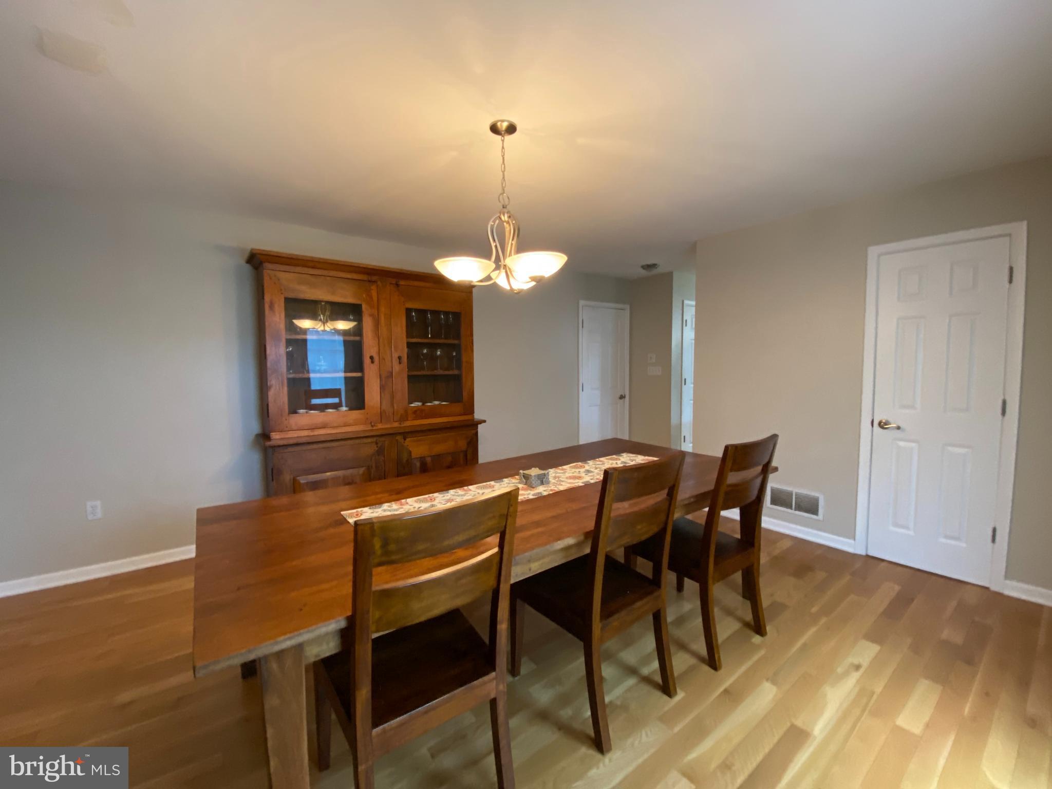 ROEDERS GLEN - Residential