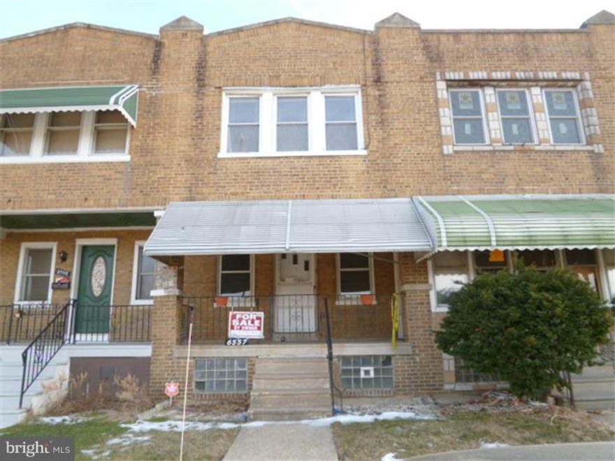 2 bedroom house that is in pretty good condition. off All offers will be presented, $2,000 certified deposit and proof of funds will be required. AS IS Addendum and buyer will be responsible for u/o. Seller is equitable owner. seller will pay for title insurance with assurance abstract.  This is an assignment transaction. Cash or hard money financing only. All offers will be presented