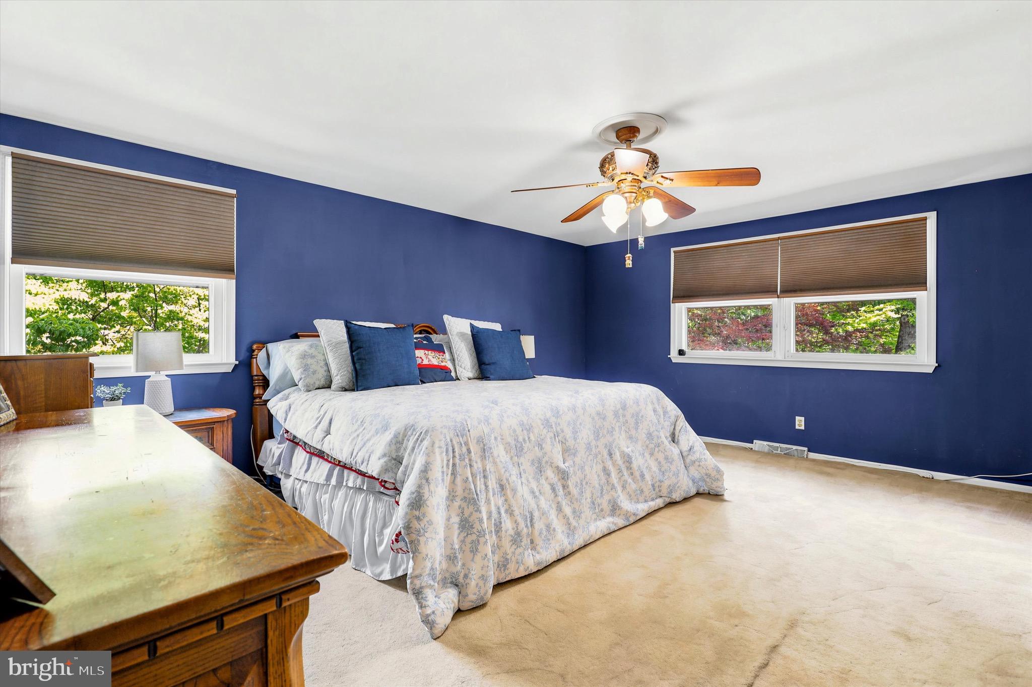 EXECUTIVE ESTATES - Residential