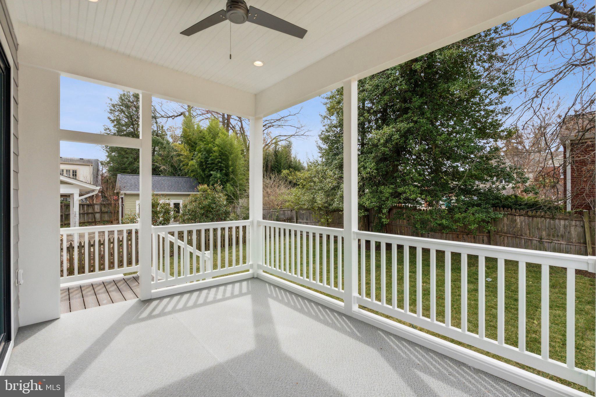 WAYCROFT - WOODLAWN - Residential