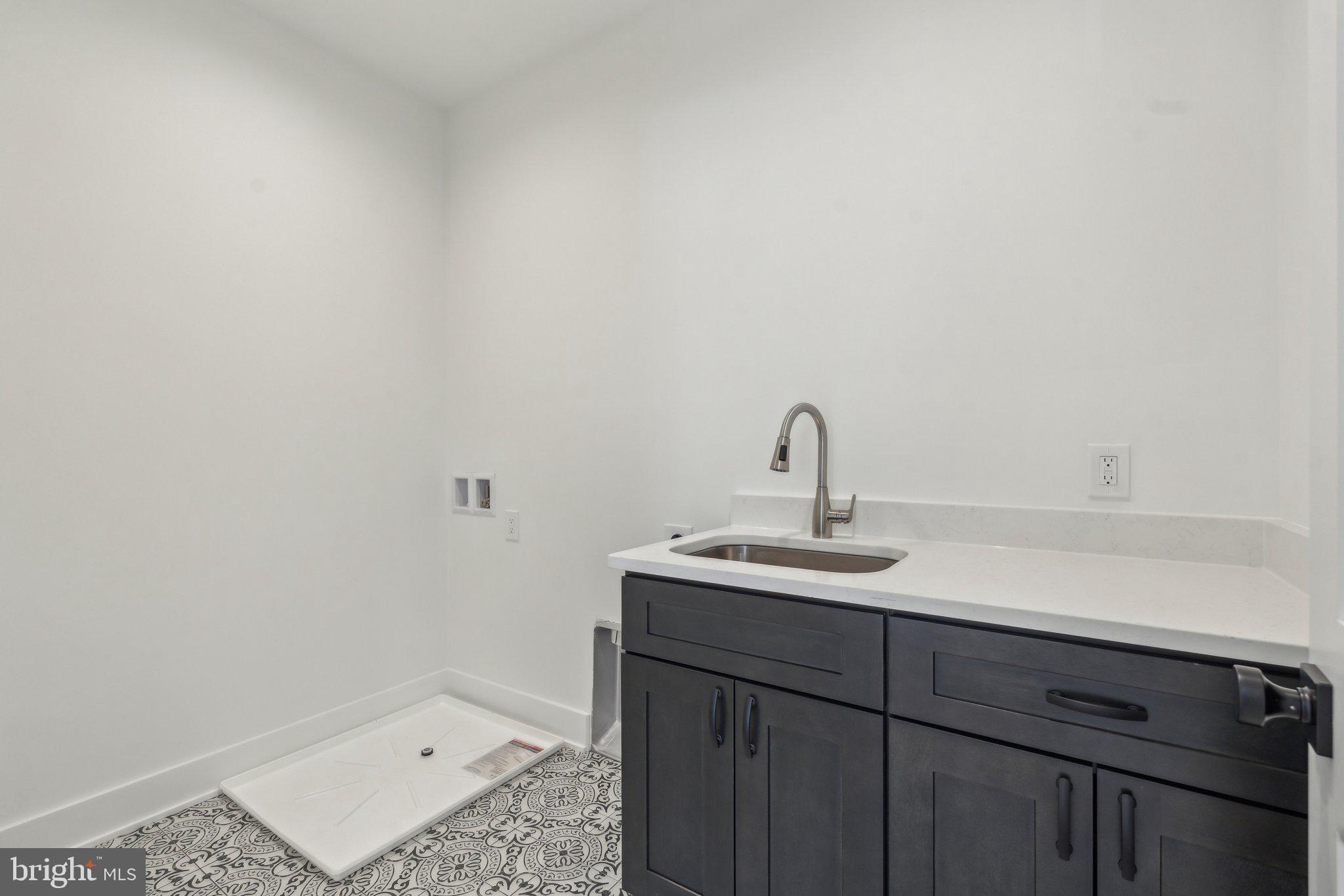 WAYCROFT - WOODLAWN - Residential