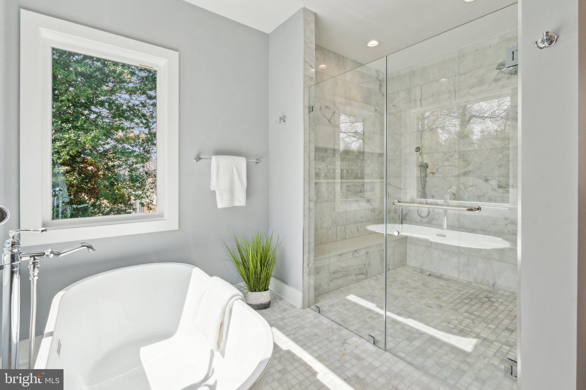 WAYCROFT - WOODLAWN - Residential