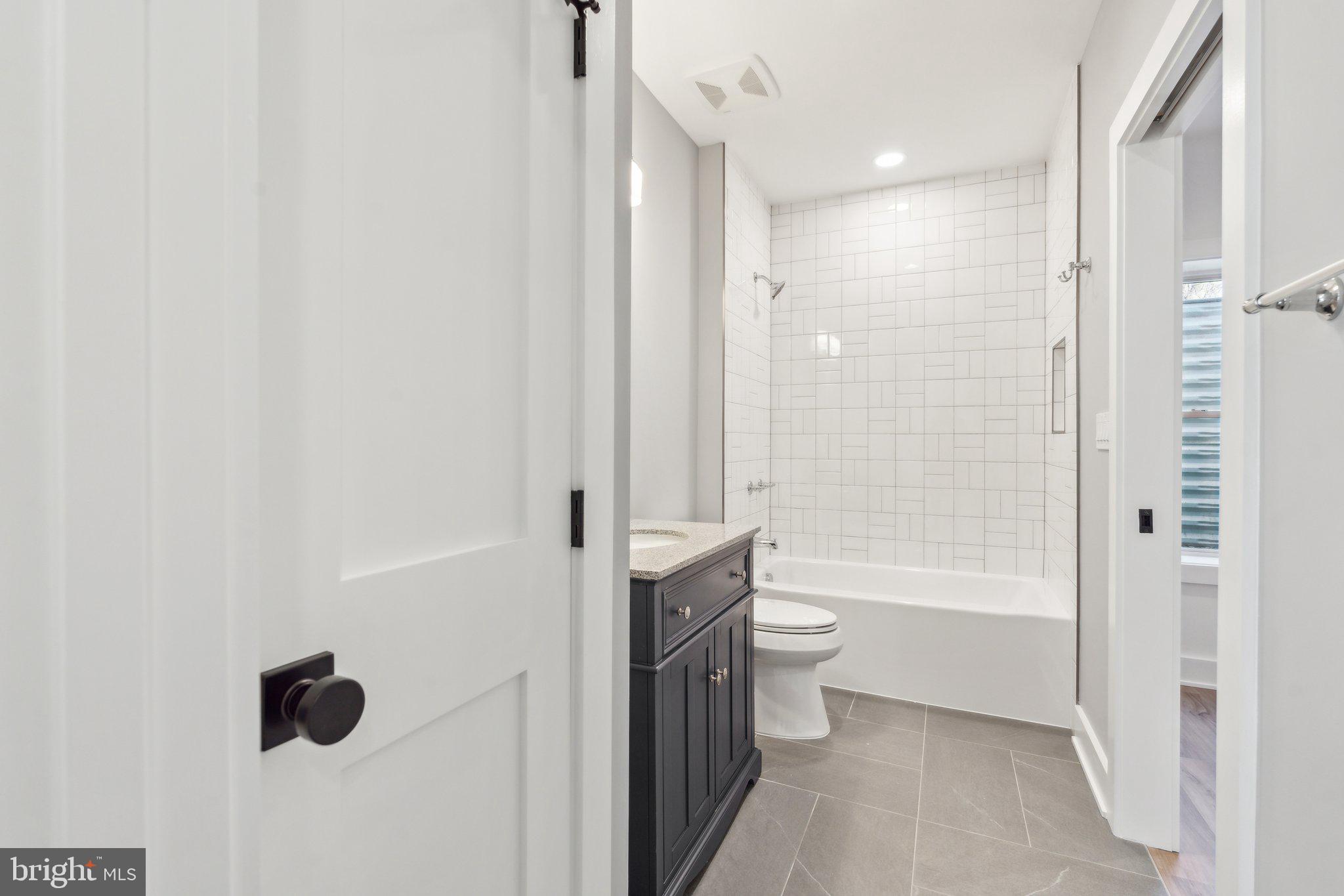 WAYCROFT - WOODLAWN - Residential