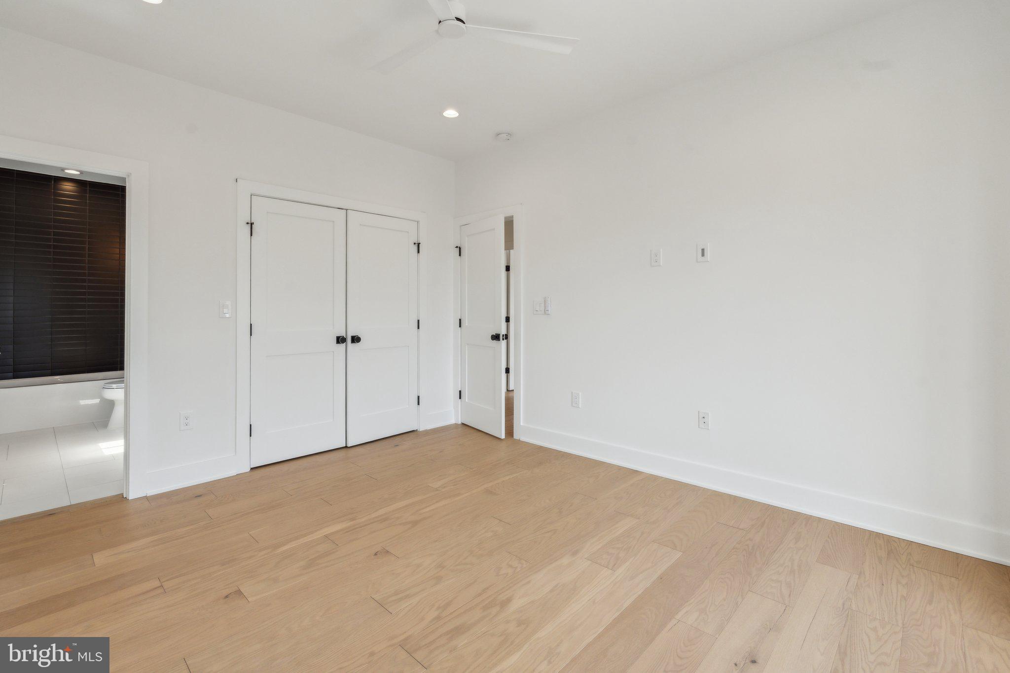 WAYCROFT - WOODLAWN - Residential