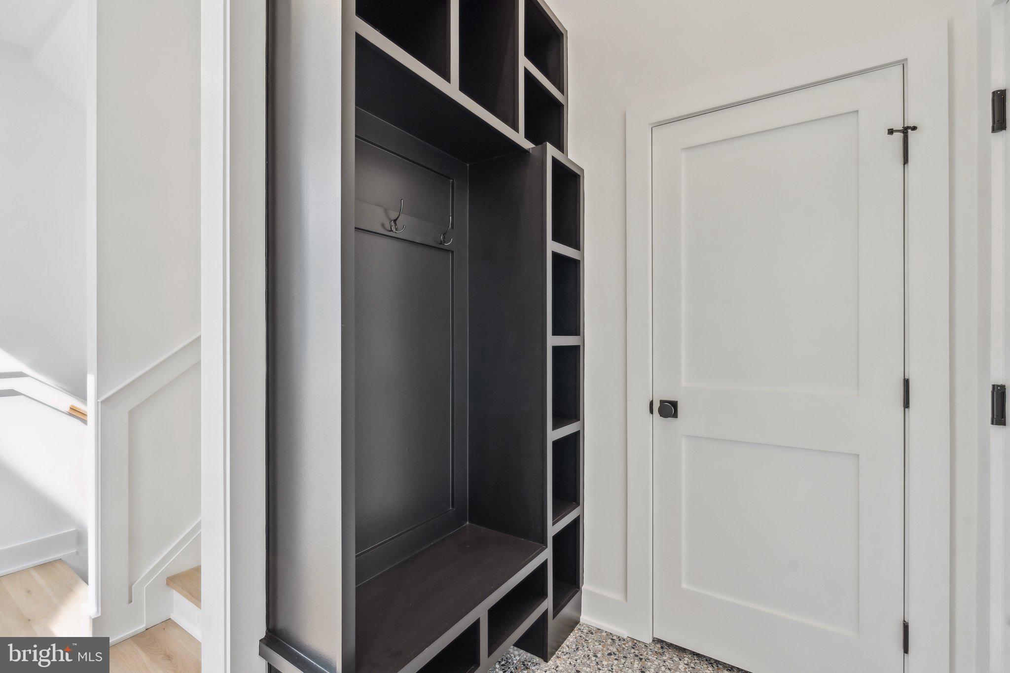 WAYCROFT - WOODLAWN - Residential